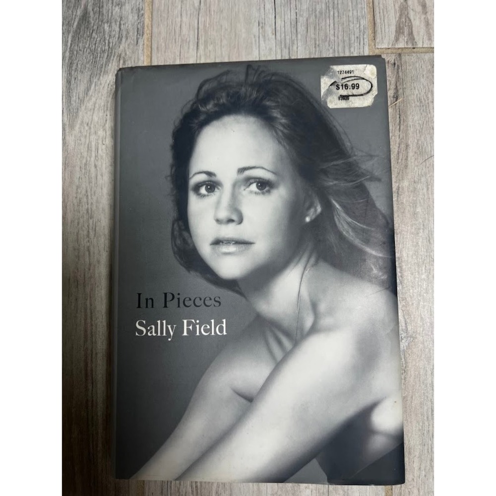 Sally Field In Pieces Hardcover OS Black White Adult Memoir First Edition 2018